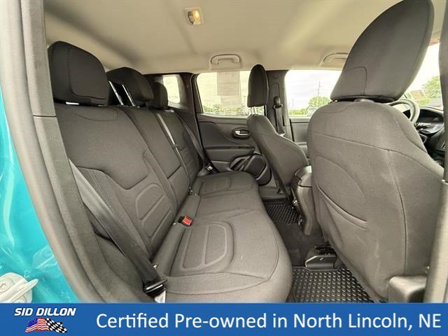 Used 2022 Bikini Metallic Clearcoat Jeep Latitude image 23