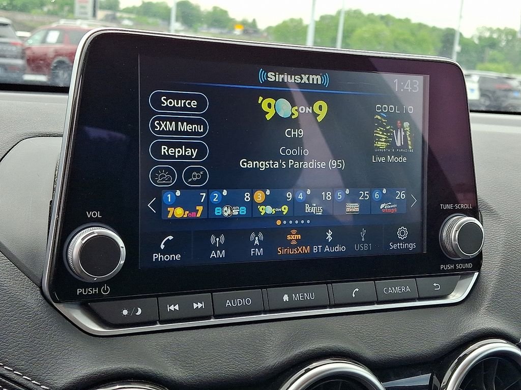 Used 2023  Nissan SV image 18