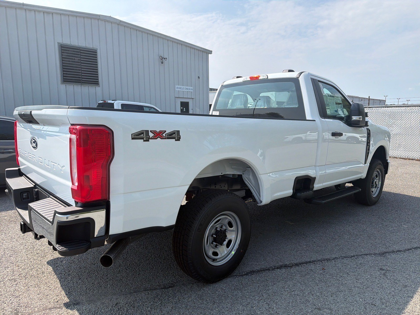 New 2027 White Ford XL image 3