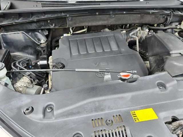 Used 2015 Black Toyota LE Plus V6 image 19