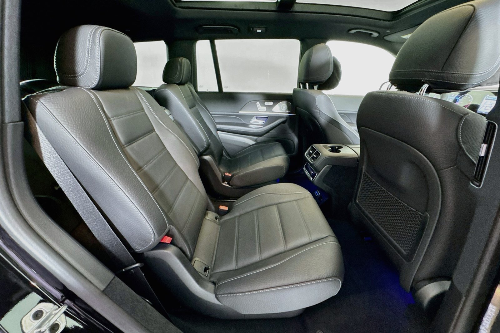 New 2026 Obsidian Black Metallic Mercedes-Benz GLS 580 image 26