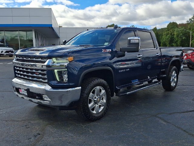 Used 2021 Blue Chevrolet LTZ image 4