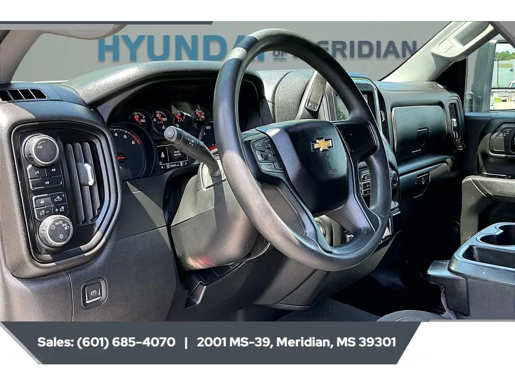 Used 2024 Summit White Chevrolet Custom image 12