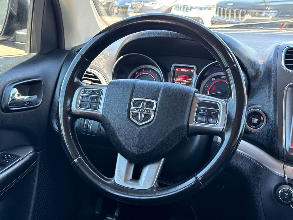 Used 2020 Silver Dodge Crossroad image 23