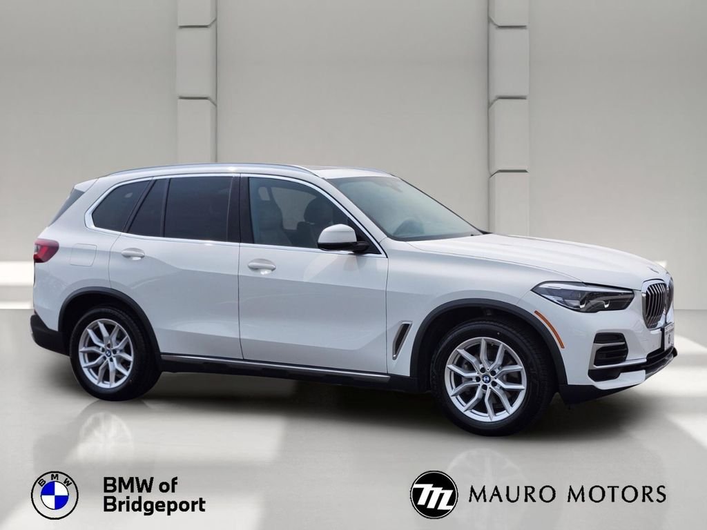 Certified Used 2023 White BMW xDrive40i image 1
