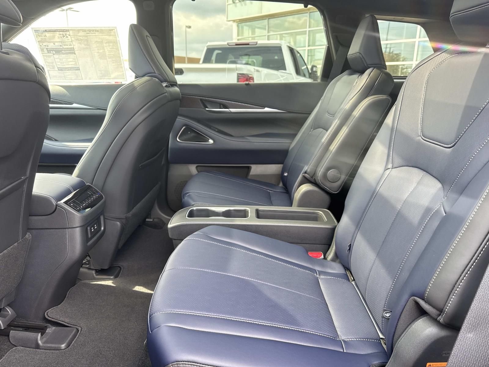 2026 INFINITI QX60 LUXE - Photo 9