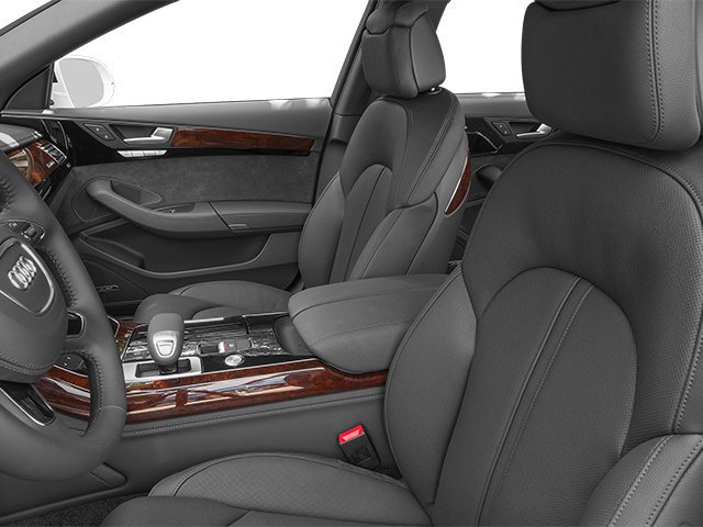 Used 2014  Audi 4.0T image 8
