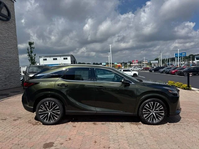 New 2026 Nori Green Pearl Lexus PREMIUM PLUS image 6