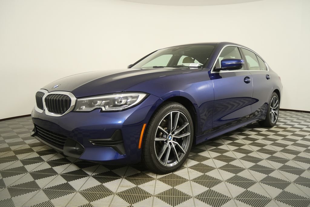 Used 2020 Mediterranean Blue Metallic BMW 330i xDrive image 7