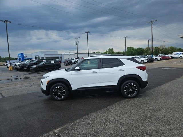 Used 2022 Summit White Chevrolet LT image 8
