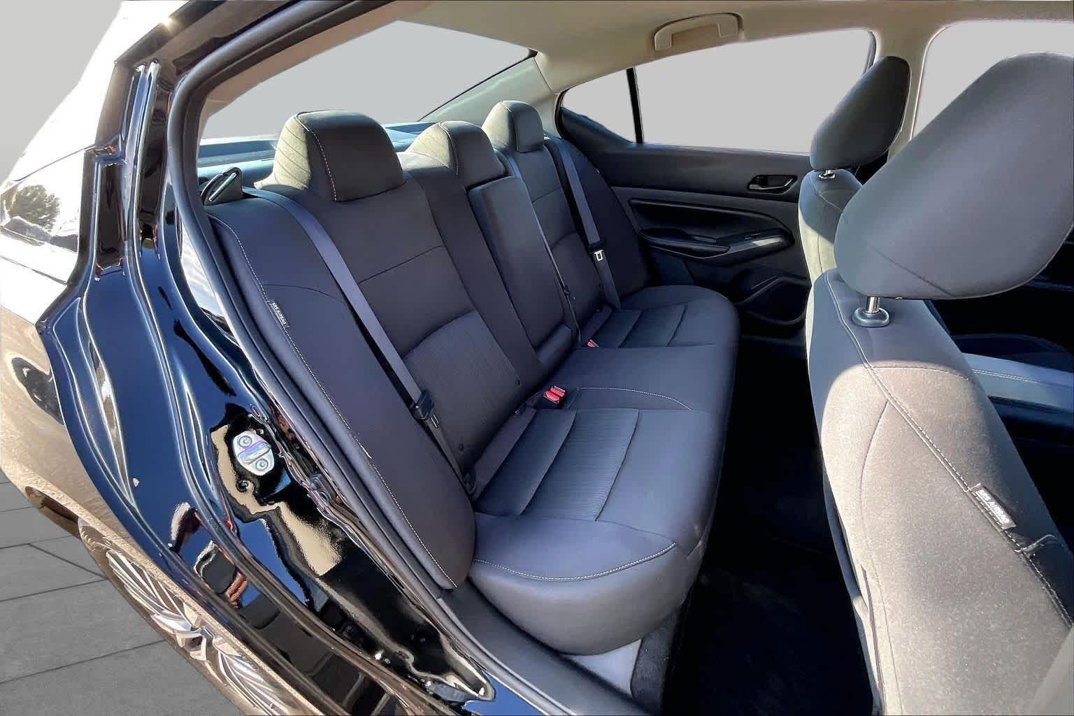 Used 2025 Super Black Nissan SV image 18