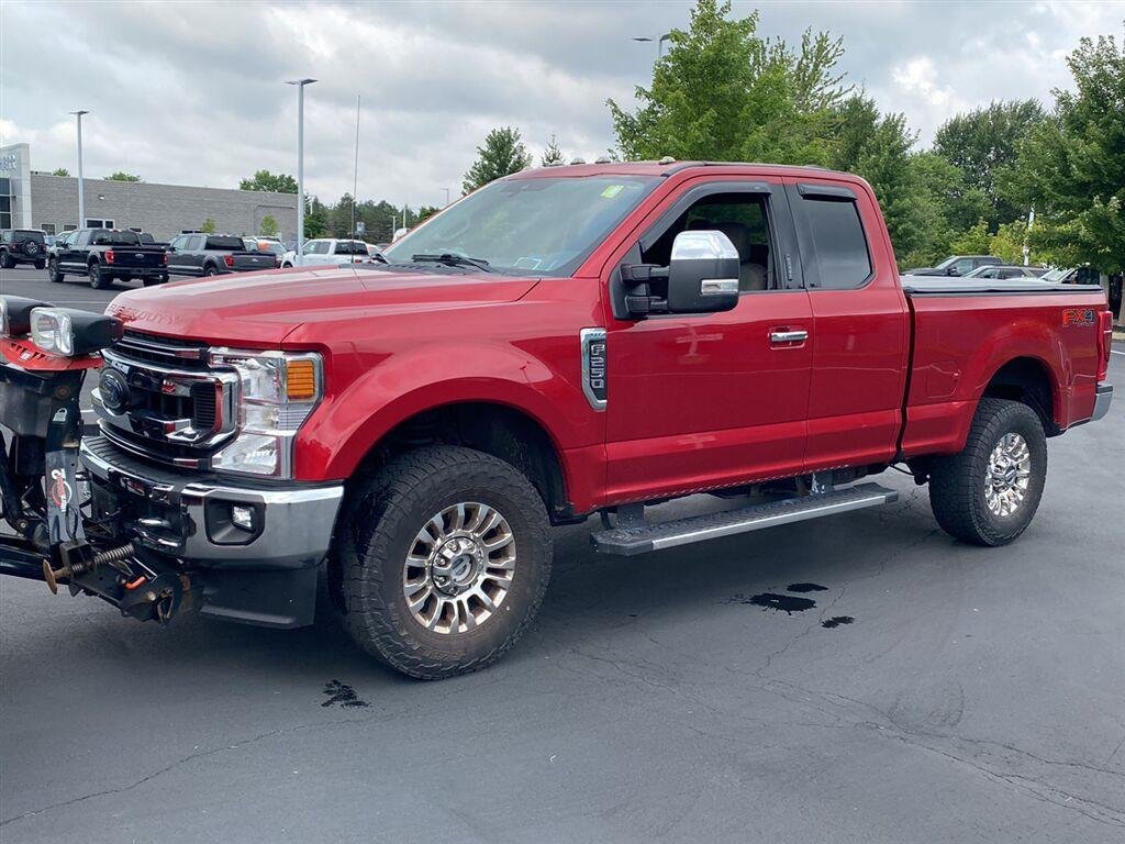 Used 2020 Rapid Red Metallic Tinted Clearcoat Ford XLT image 9