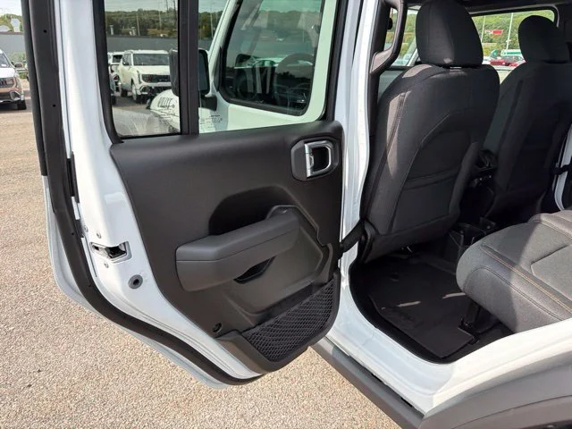 New 2027 White Jeep Willys image 12