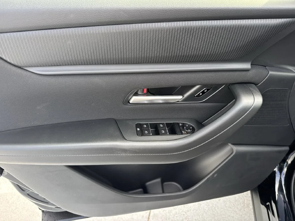 New 2026 Jet Black Mazda 3.3 Turbo Select AWD image 40
