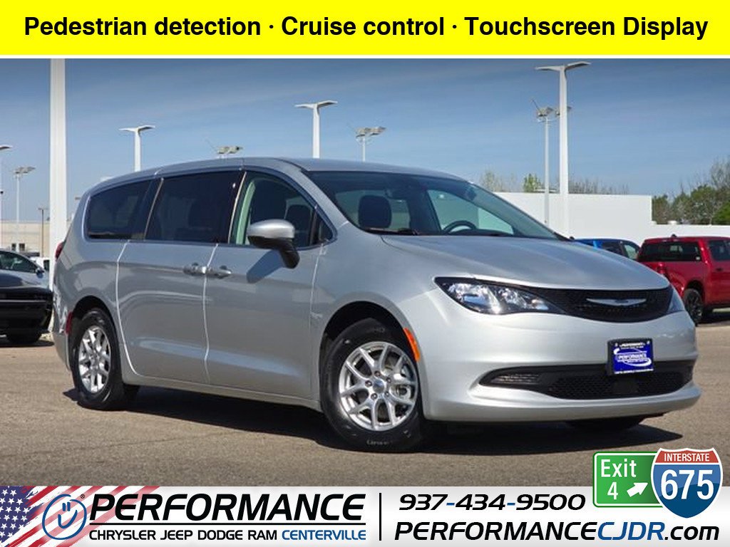 2023 Chrysler Voyager