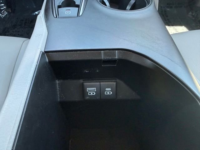 2021 Toyota Camry SE - Photo 30