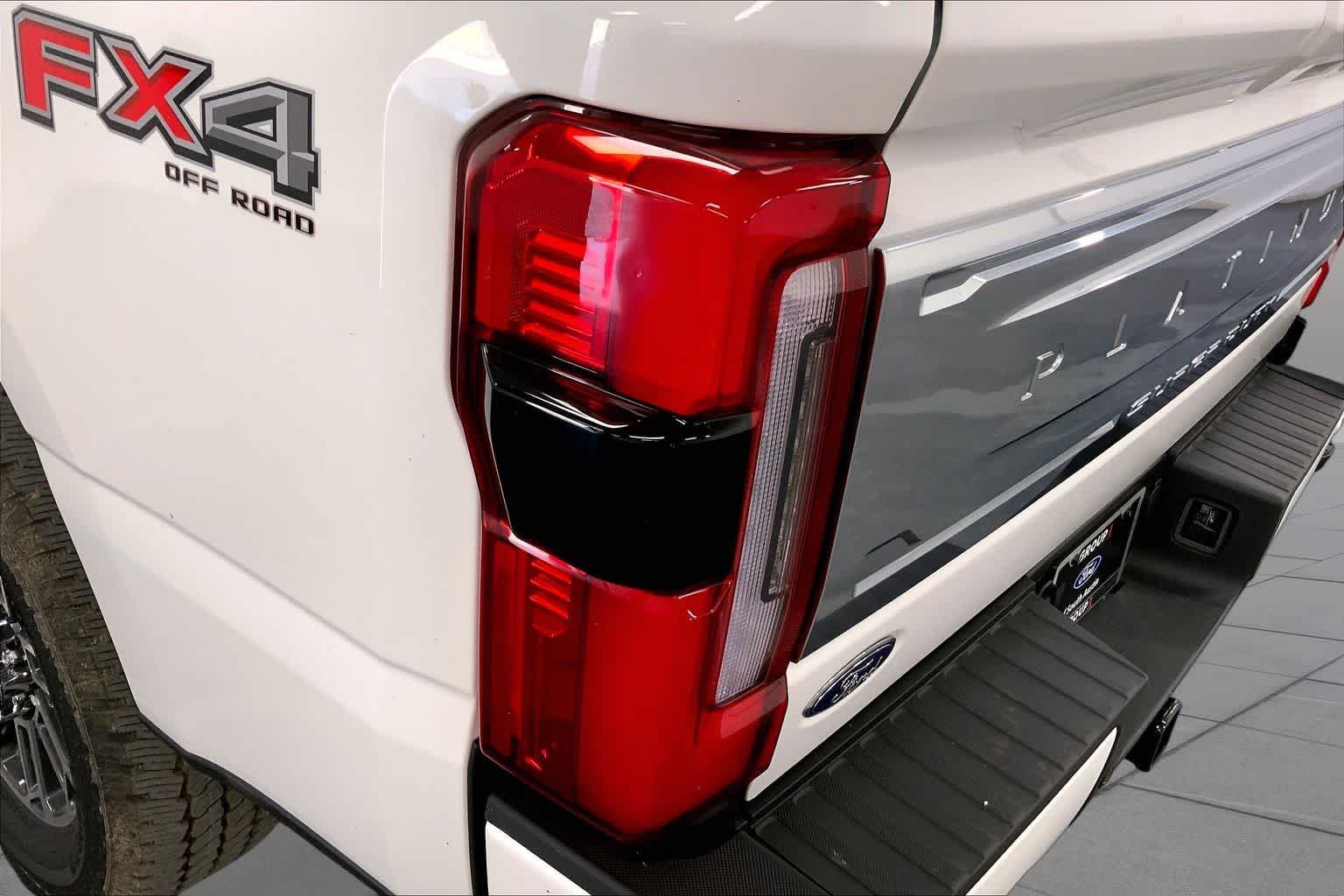 New 2026 Star White Metallic Tri-Coat Ford F-250® Platinum® image 14