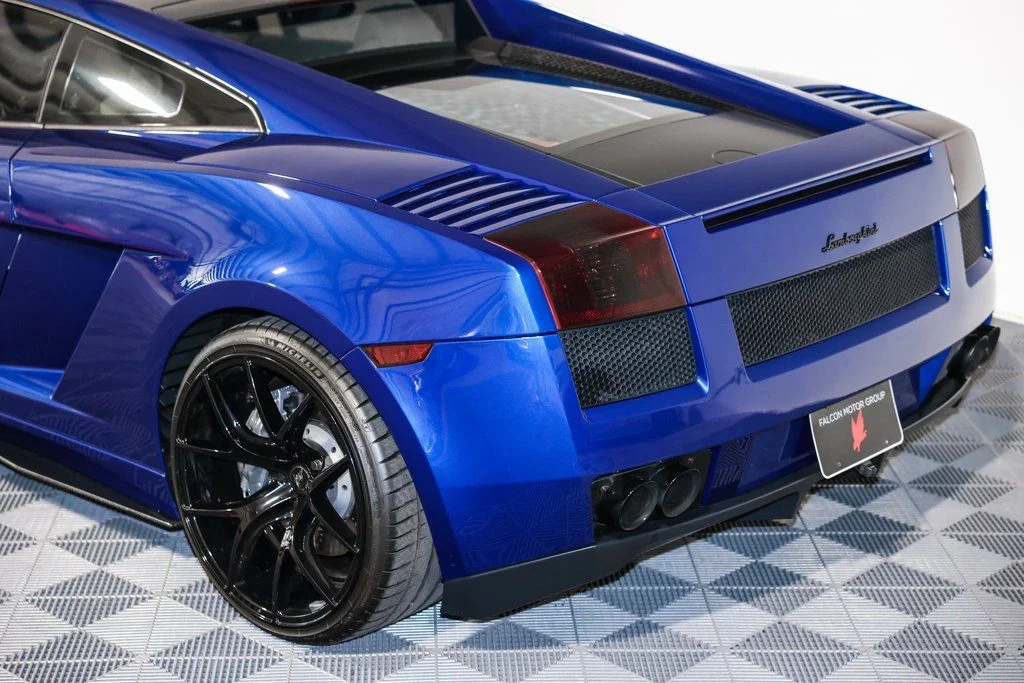 Used 2004 Blue Lamborghini Base image 16