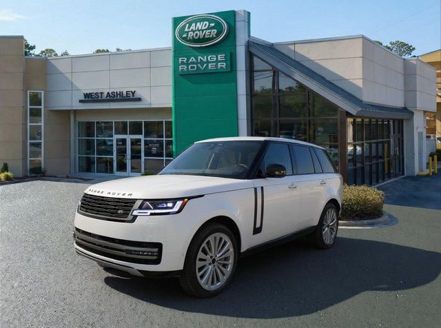 2026 Land Rover Range Rover SE