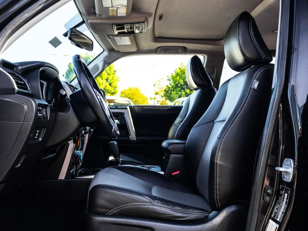 Used 2016 Black Toyota SR5 Premium image 13