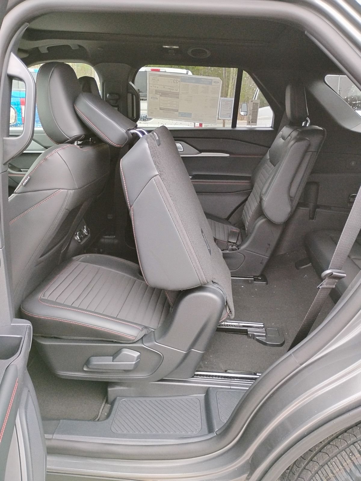 New 2026 Carbonized Gray Metallic Ford ST-Line image 16