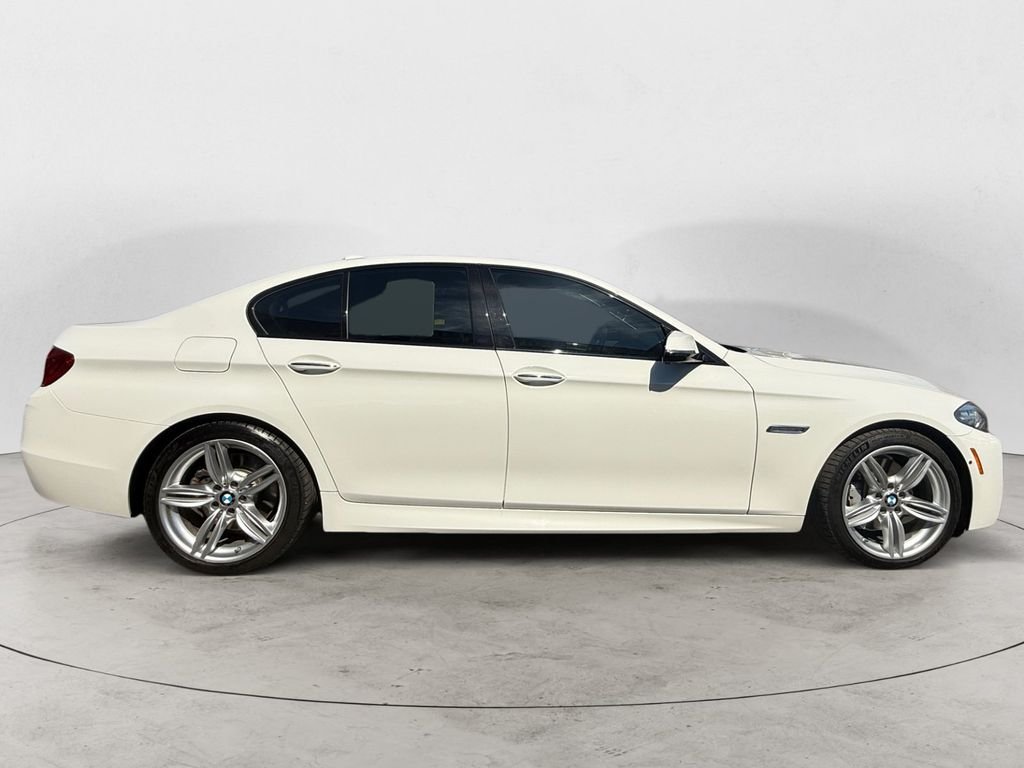 Used 2016 White BMW 550i xDrive image 6