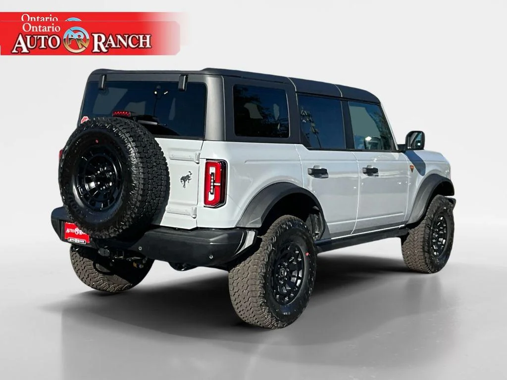 New 2026 AVALANCHE GRAY Ford Badlands image 5