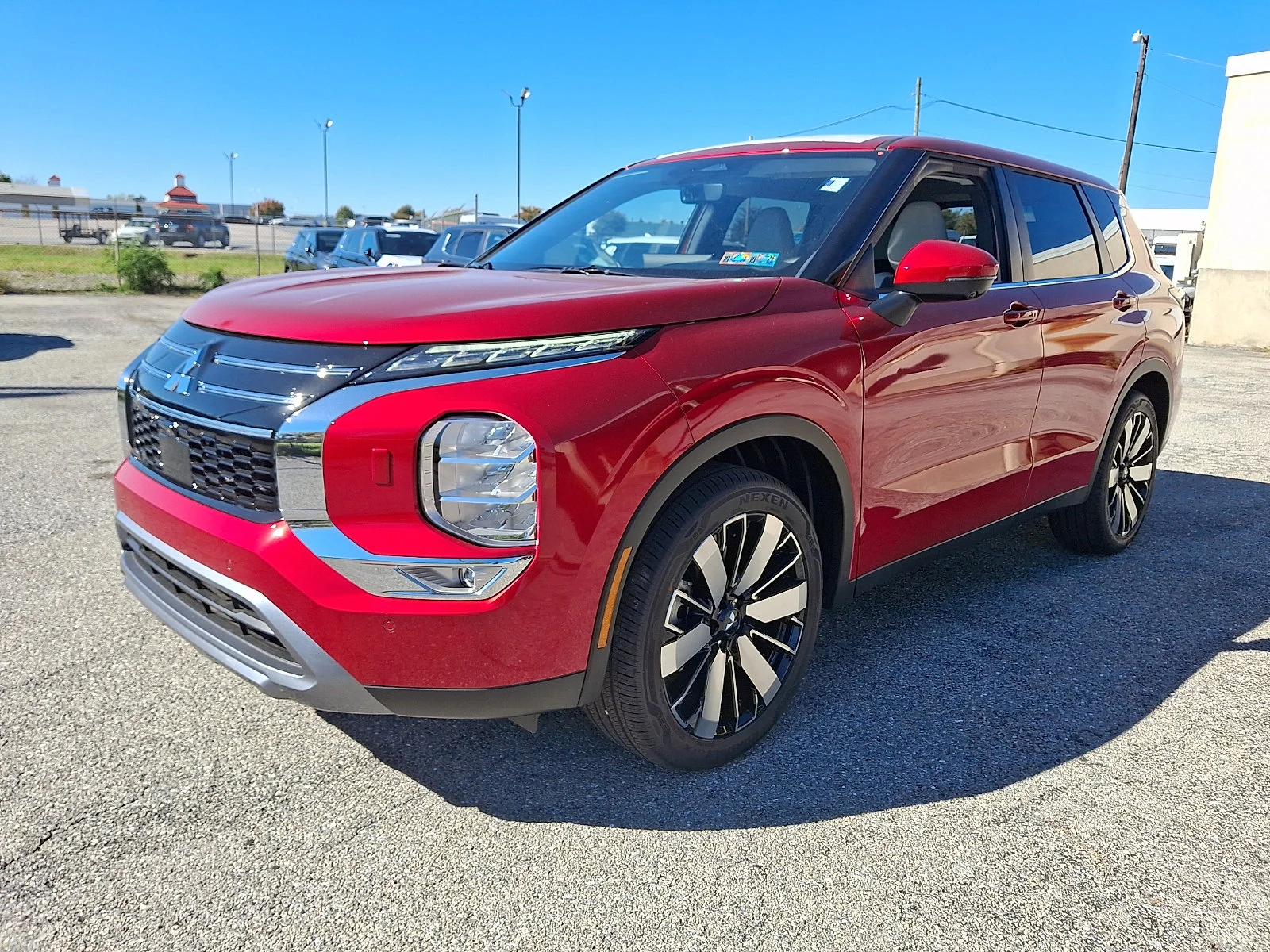 New 2026 Red Mitsubishi SE image 4
