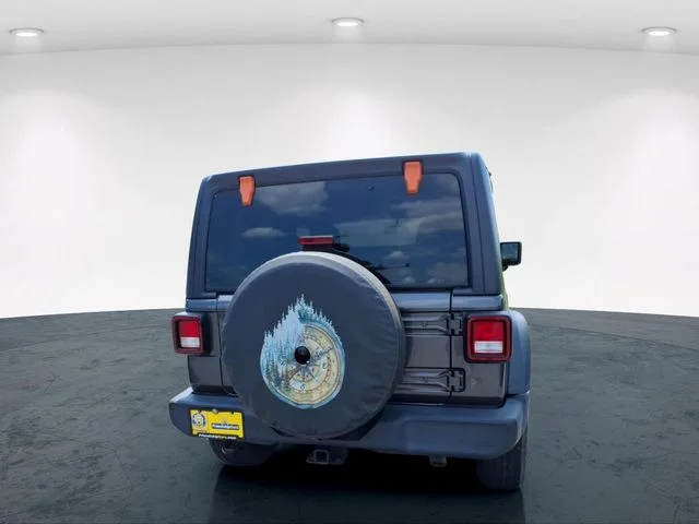 Used 2020 Gray Jeep Sport image 20