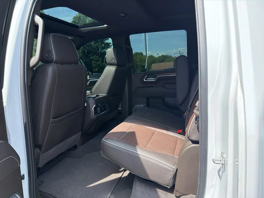 Used 2025 White GMC Denali image 13