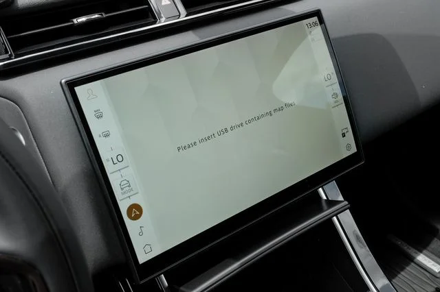 New 2026  Land Rover S image 36