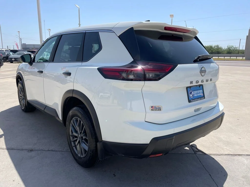 Used 2026 White Nissan S image 5