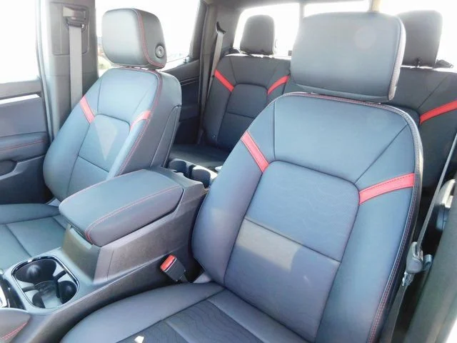 2025 Chevrolet Colorado Z71 - Photo 20
