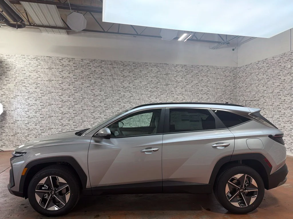 New 2026 Shimmering Silver Hyundai SEL Convenience image 4