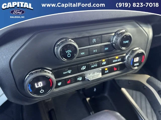 Used 2025 Beige Ford Badlands image 29