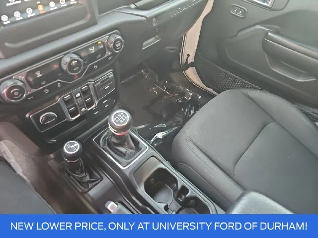 Used 2021 White Jeep Unlimited Sport Altitude image 24