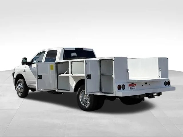 New 2026 Bright White Clear-Coat Exterior Paint RAM Tradesman image 12