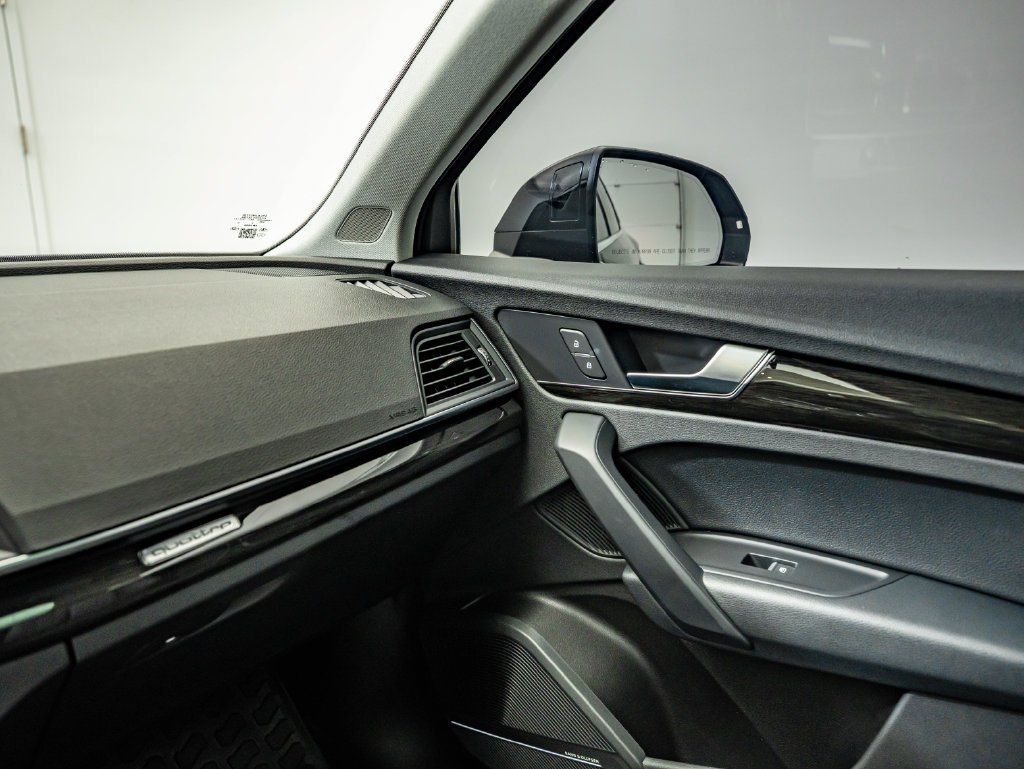 Used 2018 Black Audi 2.0T Premium Plus image 38