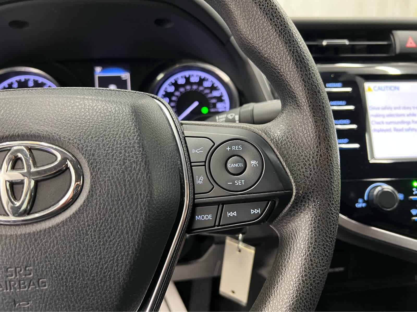 Used 2020 Predawn Gray Mica Toyota LE image 15