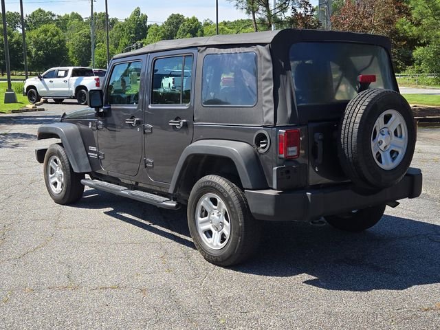 Used 2017 Gray Jeep Unlimited Sport image 10