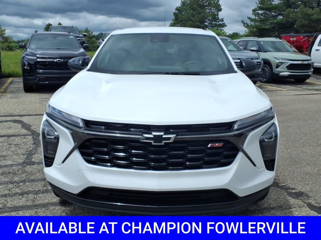 Used 2024 White Chevrolet 1RS image 2