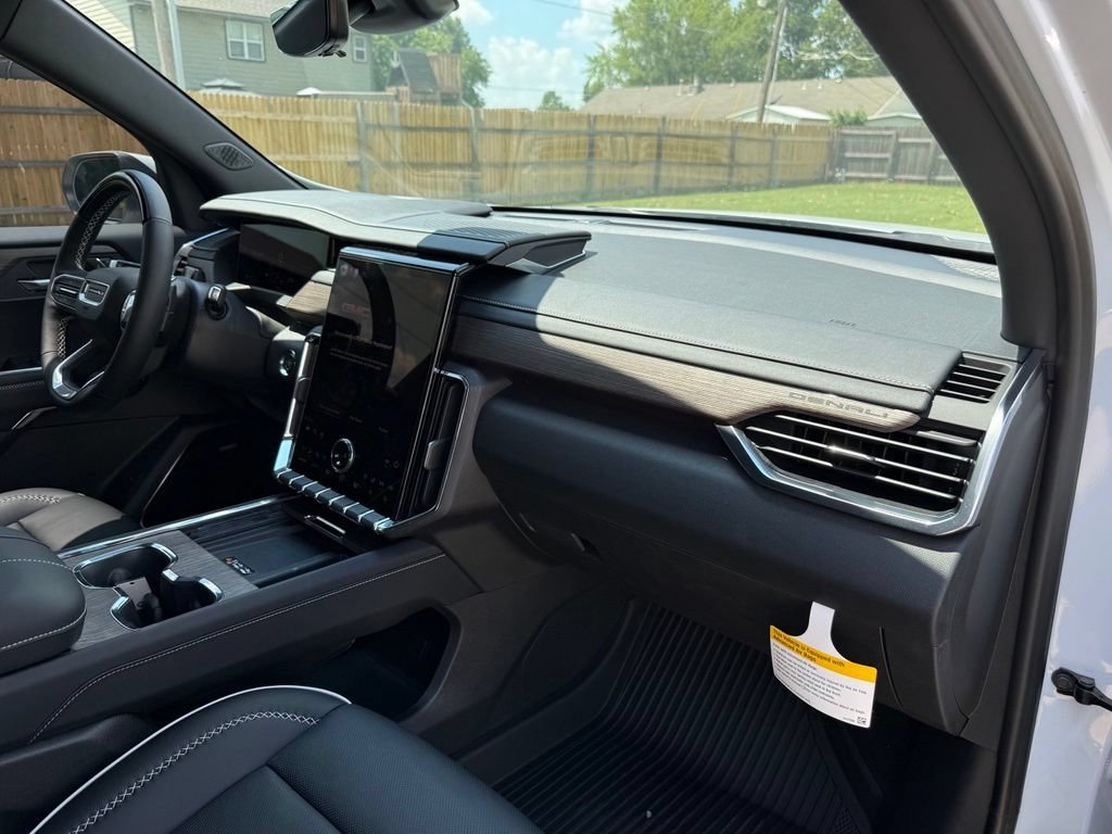 2026 GMC Acadia Denali - Photo 22