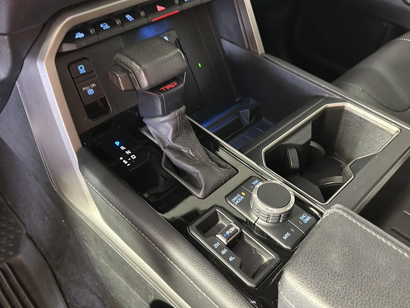 Used 2022 Blueprint Toyota Limited image 31