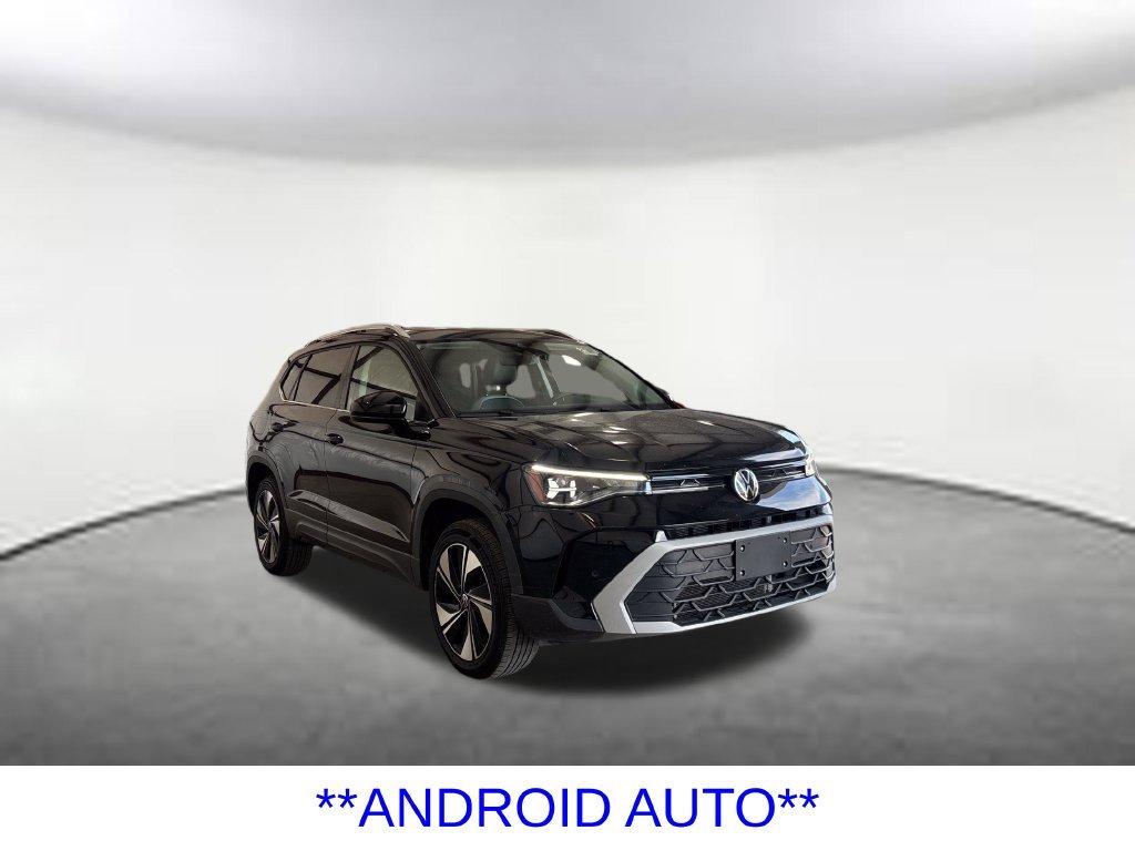 Certified Used 2025 Deep Black Pearl Effect Volkswagen 1.5T SE image 7