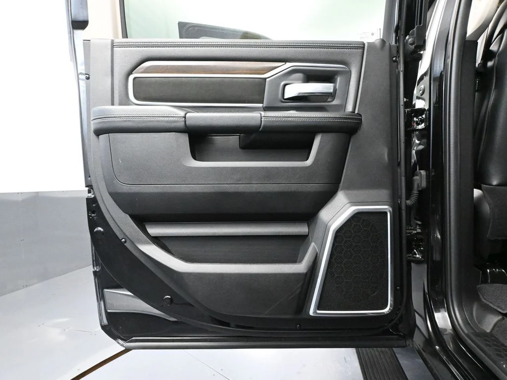 2024 RAM Ram 2500 Pickup Laramie - Photo 39