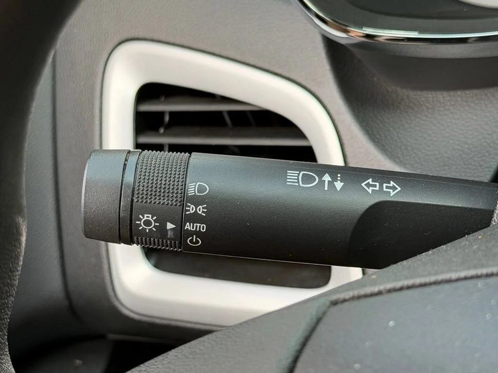 Used 2017 QUICKSILVER METALLIC GMC SLE image 19