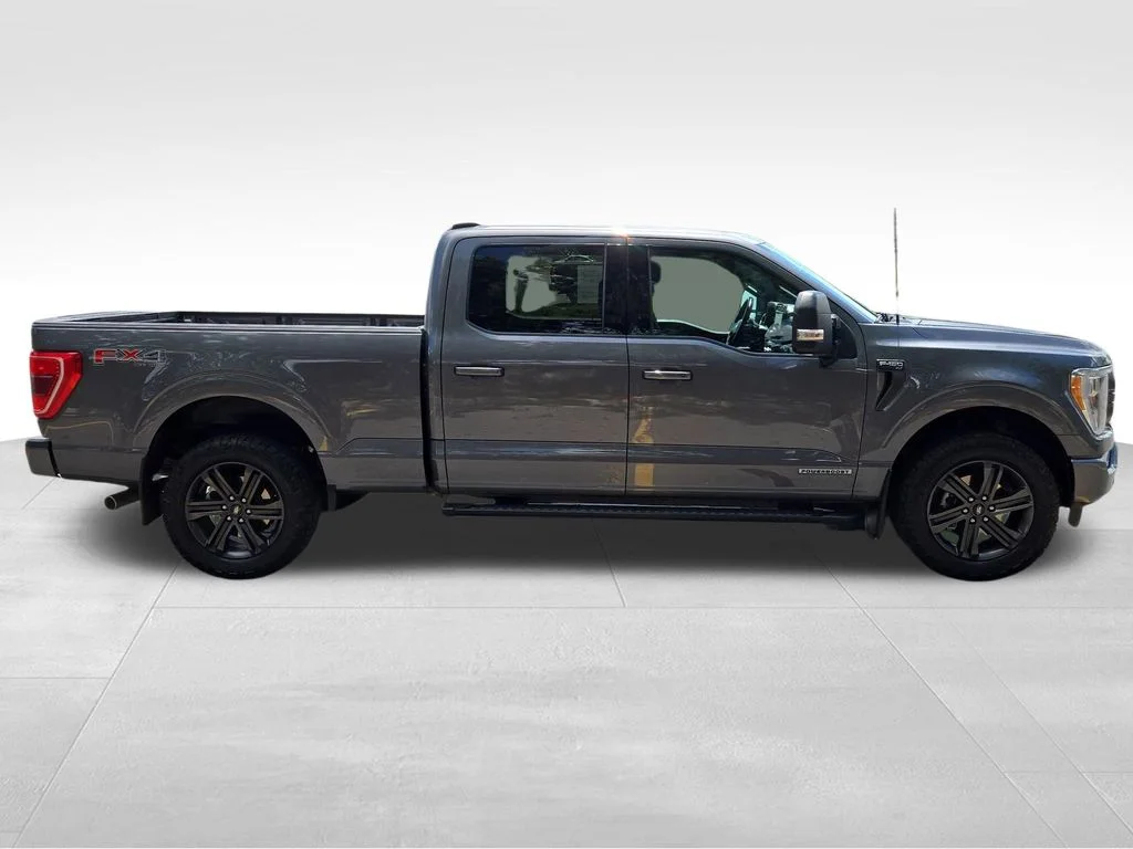 Used 2022 Gray Metallic Ford XLT image 10