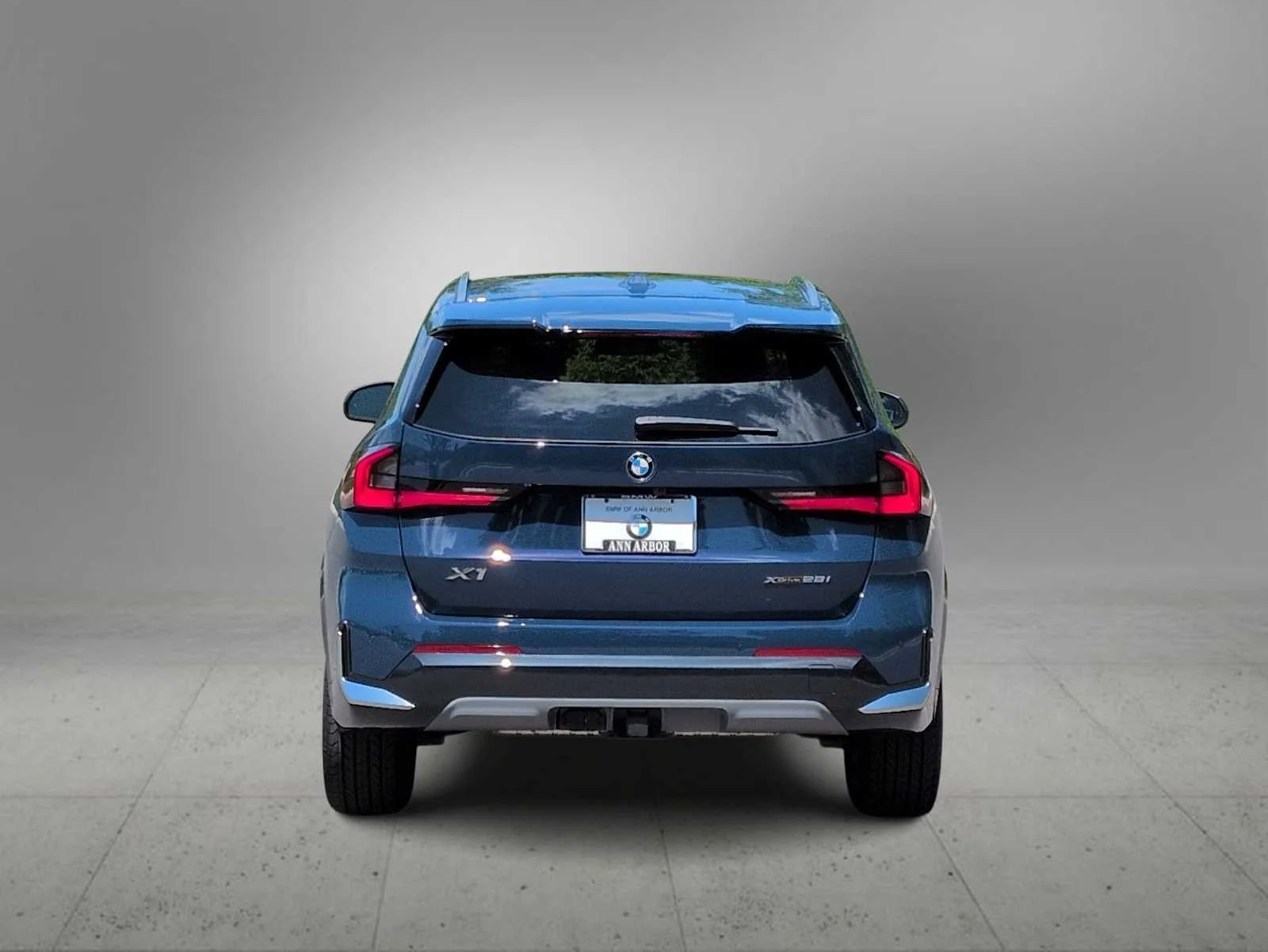 New 2026 Night Dusk Blue Metallic BMW xDrive28i image 7