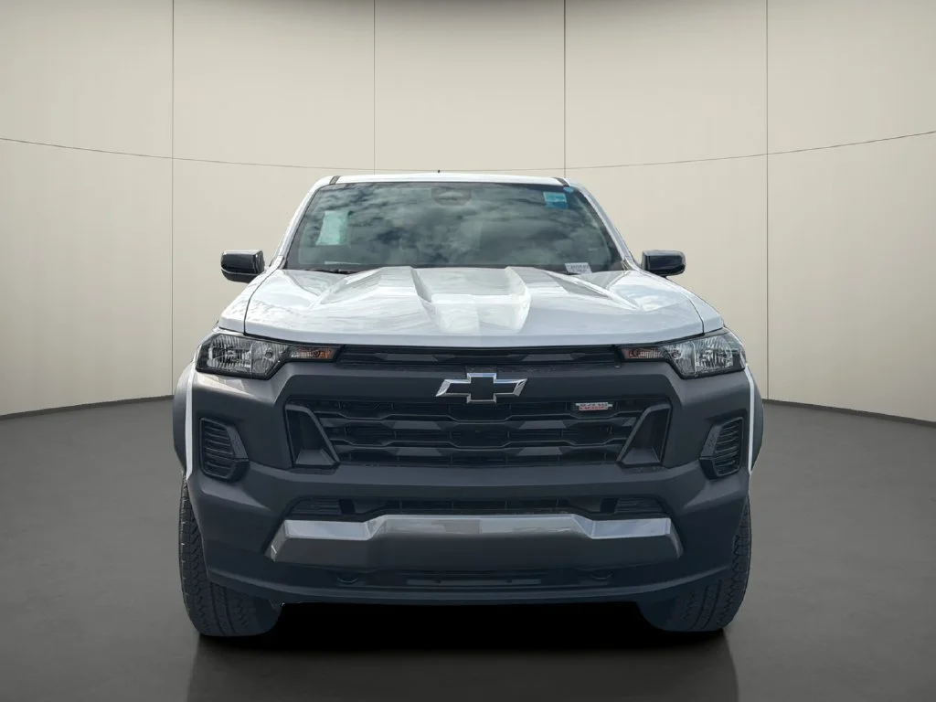 New 2026 Summit White Chevrolet Trail Boss image 2
