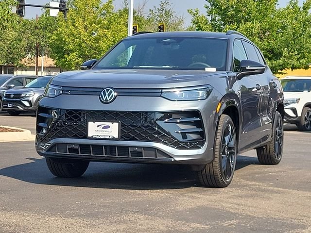 New 2026 Gray Volkswagen 2.0T SE R-Line Black image 4
